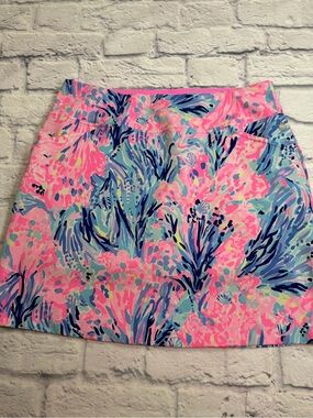 Lilly Pulitzer Luxletic Pink Blue Floral Mini Skort. Golf. Country Club.